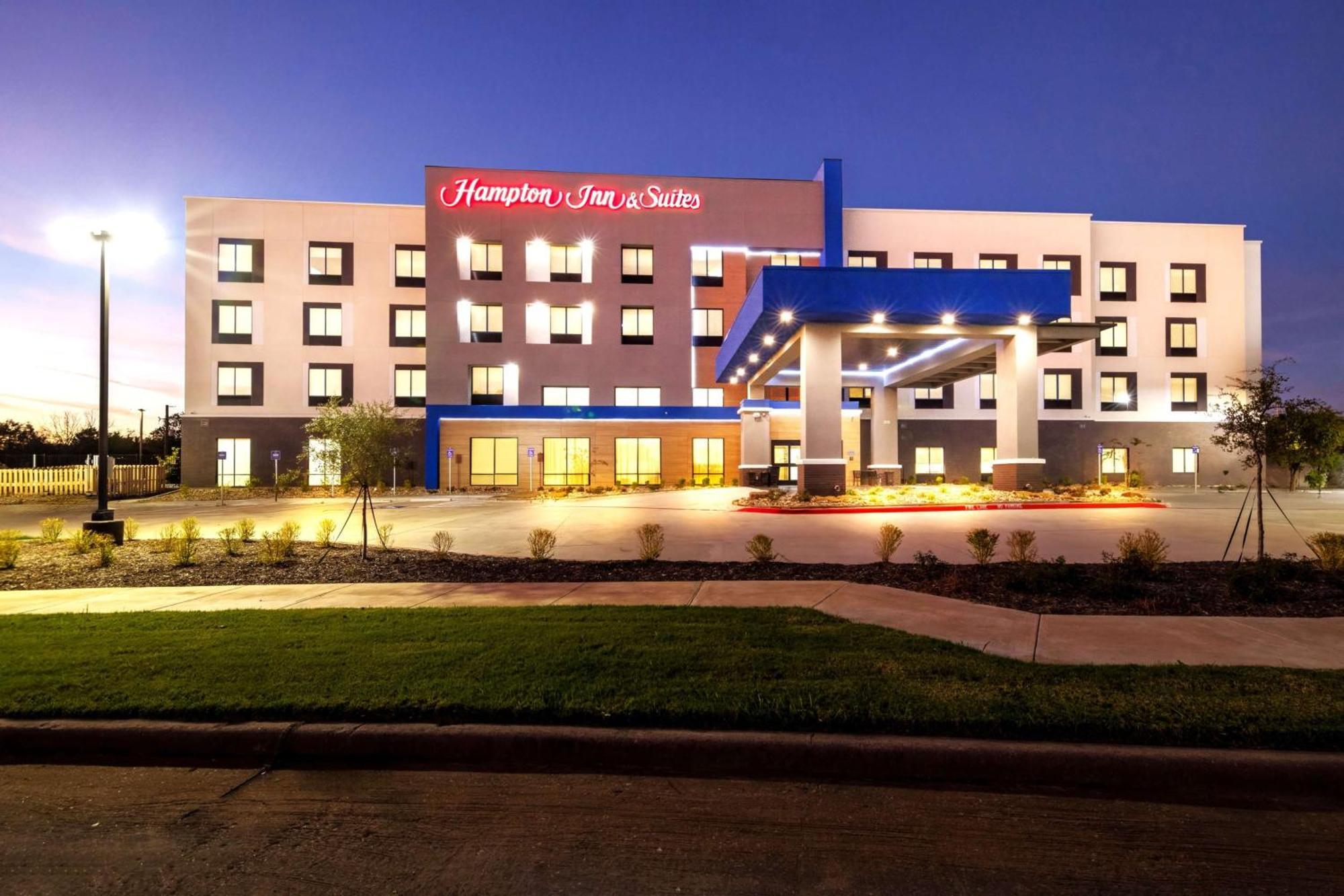 Hampton Inn & Suites Шърман Екстериор снимка